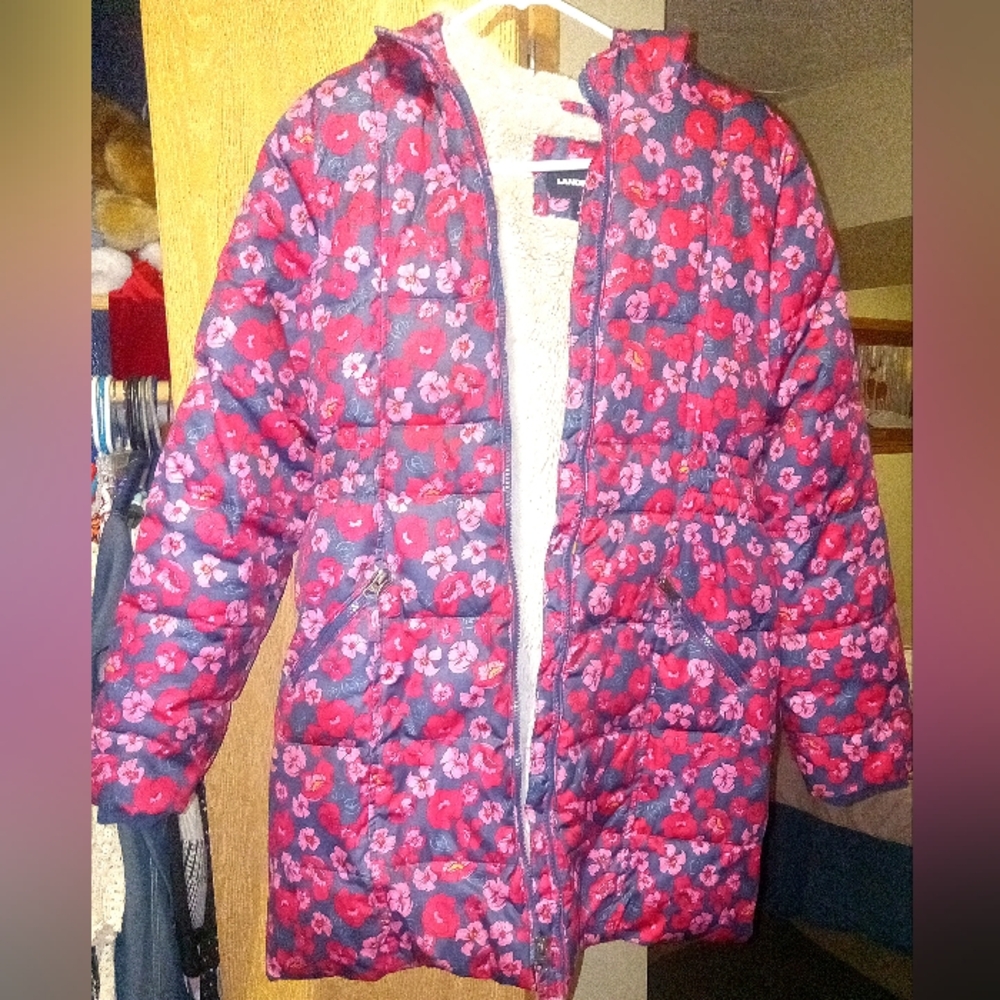 Gorgeous Lands end coat size 16, 14 girls